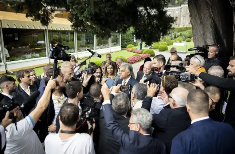 Magyarországnak ki kell lépnie a közös migrációs politikából – Nemzetközi fórumon beszélt Orbán Viktor