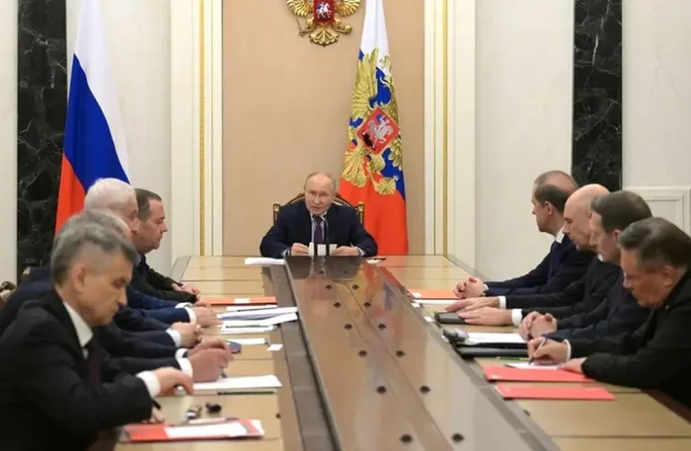 Putyin megváltoztatja az orosz nukleáris doktrínát