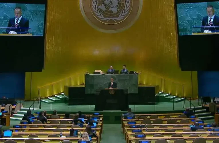 Szijjártó Péter az ENSZ-közgyűlésben: a kérdés az, hogy mi a leggyorsabb út a békéhez
