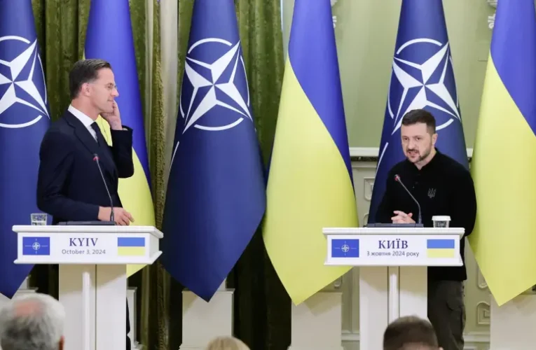 Zelenszkij: A Nyugat éppúgy védhetné Ukrajna légterét, mint Izraelét