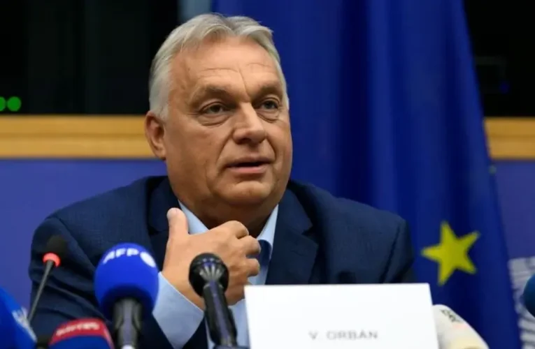 A német kommentelők imádják, ahogy Orbán Viktor szétszedi Von der Leyent és Webert