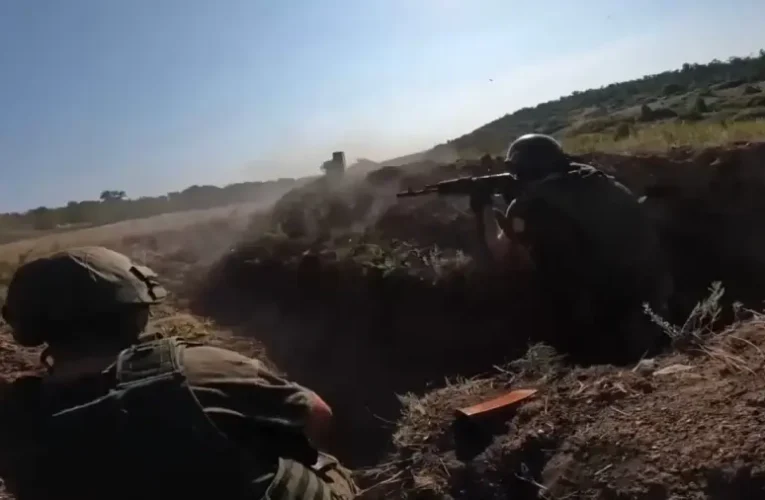 Ukrajnában frontszakadásról beszélnek