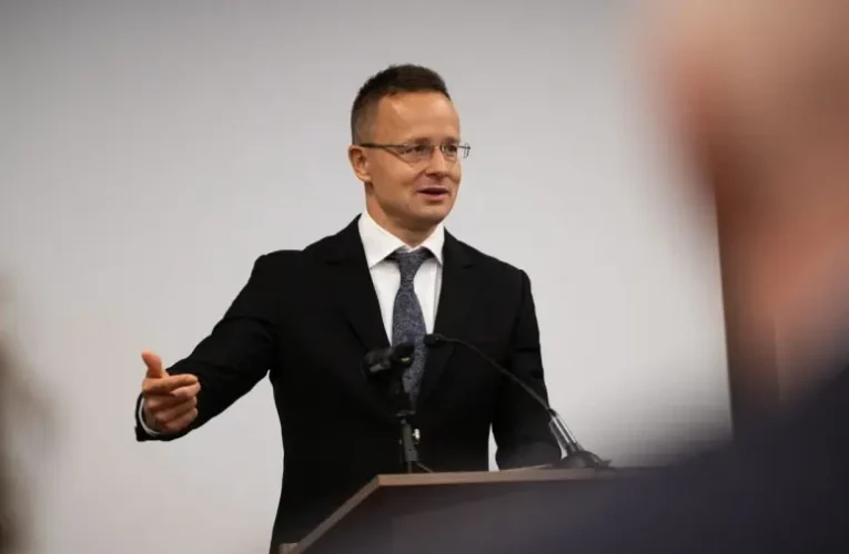 Szijjártó: önkéntes lesz az uniós támogatás Kijevnek, Magyarország nem vesz részt benne