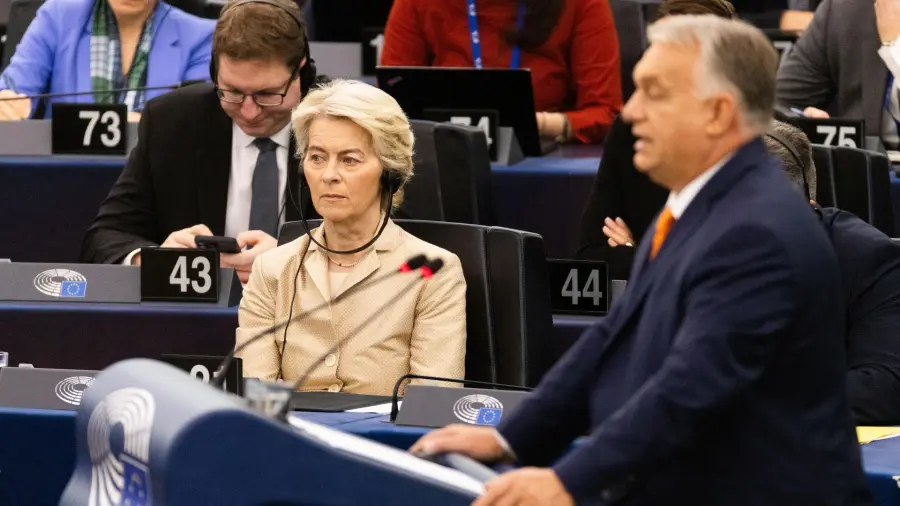 Kiemelt képen: Von der Leyen, az EU Tanácsának elnöke és Orbán miniszterelnök az EP plenáris ülésén Strasbourgban 2024 október 9-én. / Fotó: Philipp von Ditfurth / dpa