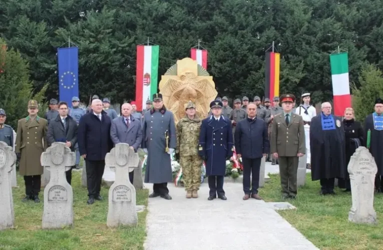Az első világháború befejezéséről emlékeztek meg a pécsi temetőben