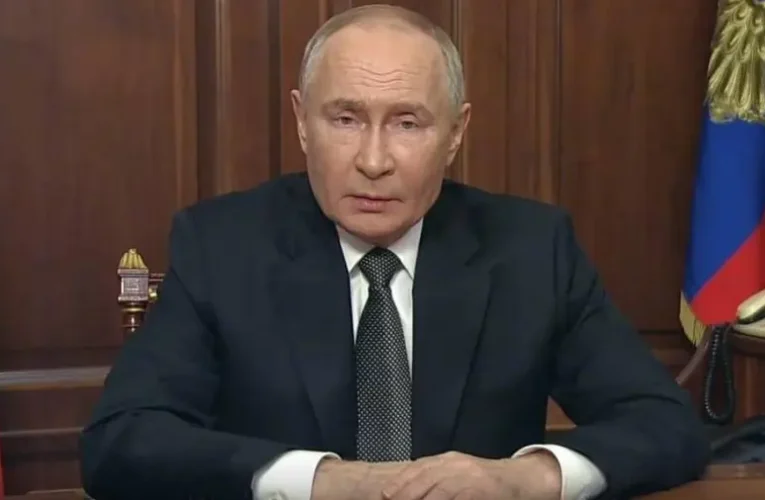 Putyin: Az ukrajnai konfliktus globális jelleget öltött