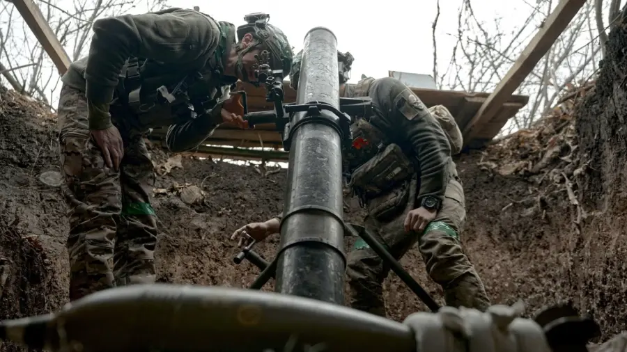 Kiemelt képen: ukrán aknavetősök a donyecki Toreck közelében / Fotó: Kostiantyn Liberov/Libkos/Getty Images