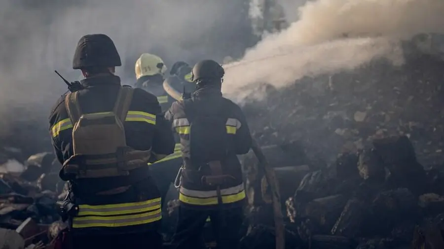 Kiemelt kép: archív / ukrán tűzoltók munkában a Szumi régióban / Fotó: Sumy régió Állami Sürgősségi Szolgálata