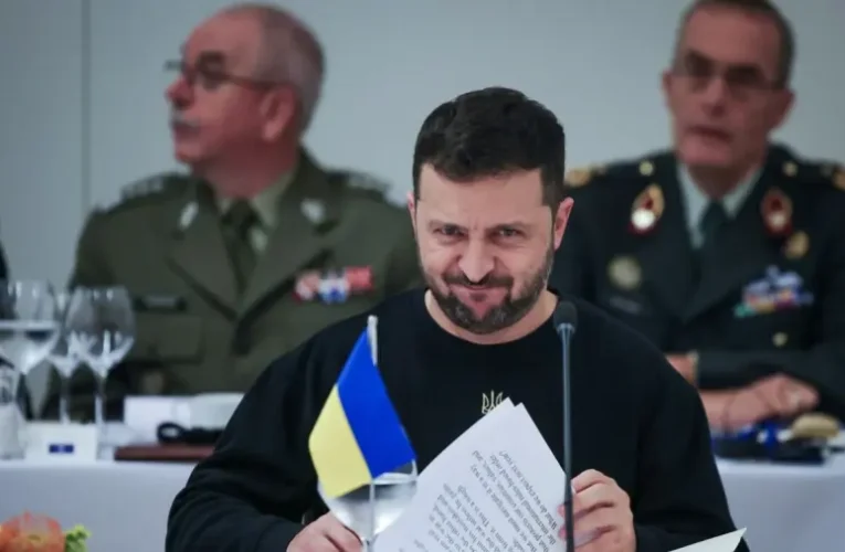 Zelenszkij: Kijevnek engedélye van nagy hatótávolságú csapások indítására