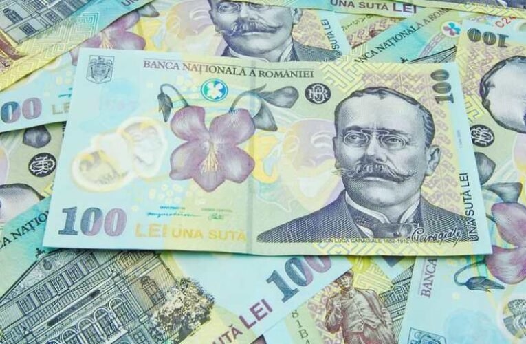 BezzegRomániában a kormány befagyasztotta a közalkalmazotti béreket és a nyugdíjakat