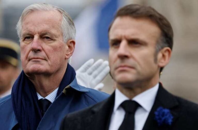 Párizs: Macron Le Penék nélkül próbál kormányfőt találni