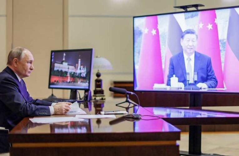 Kína és Oroszország még szorosabbra vonta viszonyát a Trump elnöki beiktatását követő első napon