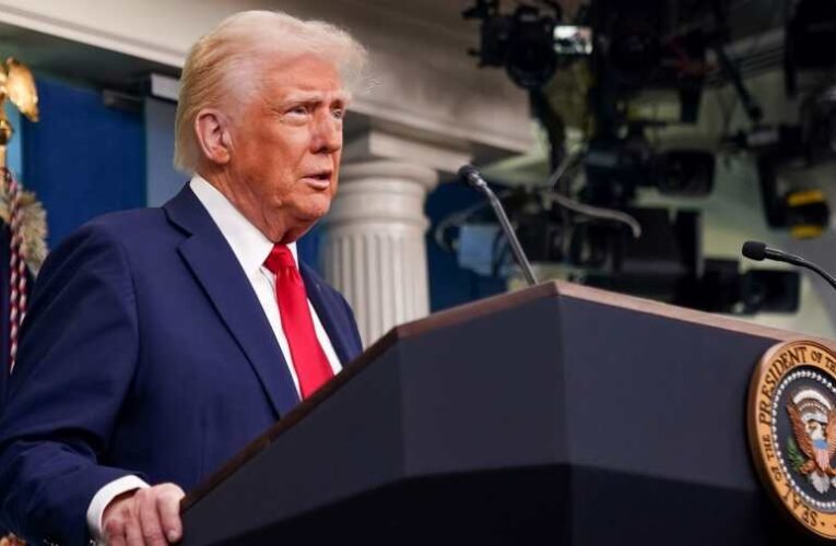 Trump bejelentette, hogy mi vezethetett a washingtoni repülőgép-szerencsétlenséghez