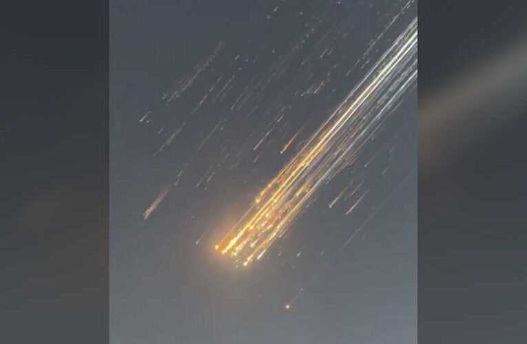 Felrobbant Elon Musk űrhajója (videók)