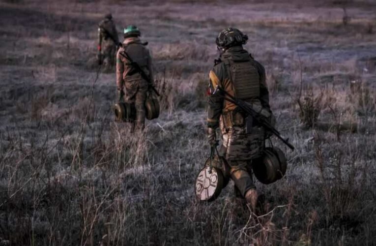 Megverték, majd kivégezték őket