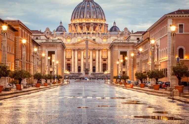 Vatikáni szigor: XIV. Leó pápa gátat szabott a német „szinodális út” követeléseinek