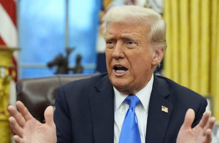 Trump: Washington „nem nyújt” katonai segítséget Kijevnek