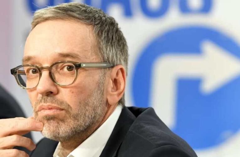 Kigolyózták az Osztrák Szabadságpártot – libsi kormánya lesz Ausztriának