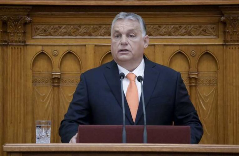 Orbán Viktor: nem engedjük kifosztani az embereket!