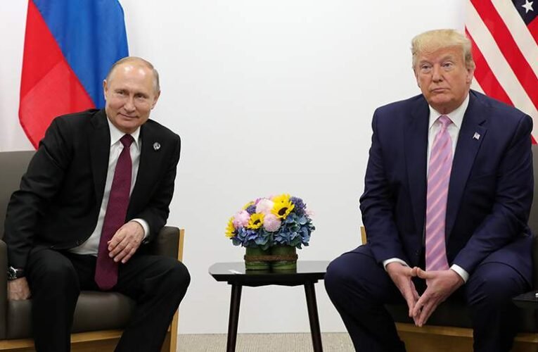 Kreml: Akár február vége előtt is megvalósulhat a közvetlen Putyin-Trump találkozó