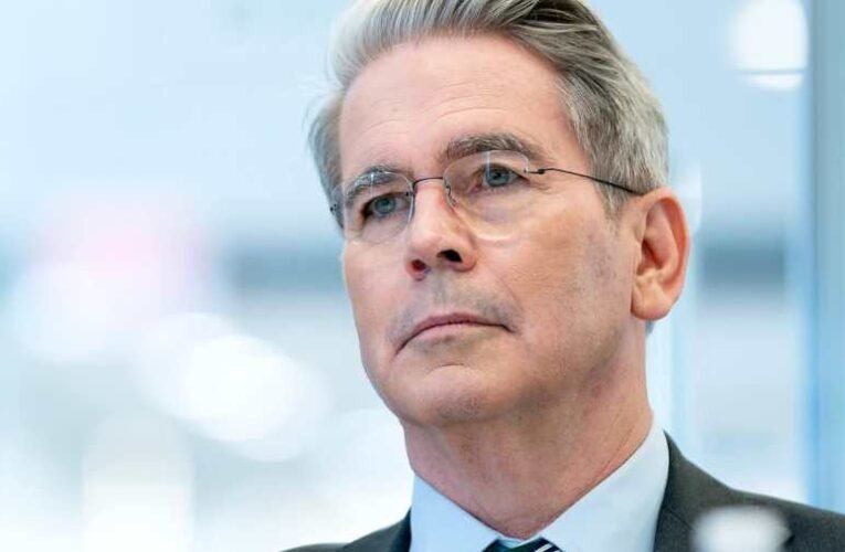 Zelenszkij kiabált az amerikai pénzügyminiszterrel