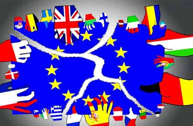 Bogár László: Önfelszeletelő Európa