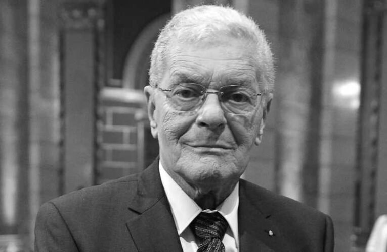 Elhunyt Mécs Károly Kossuth-nagydíjas színművész