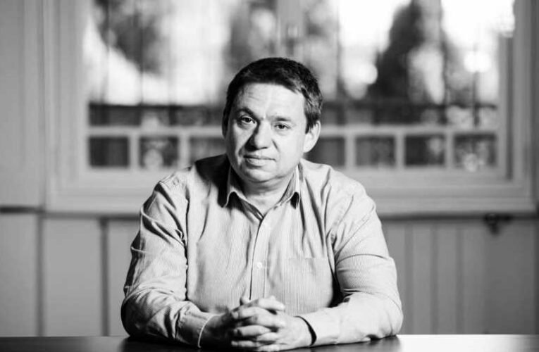 Kiderült, mikor vesznek végső búcsút Nagy Ervin filozófustól