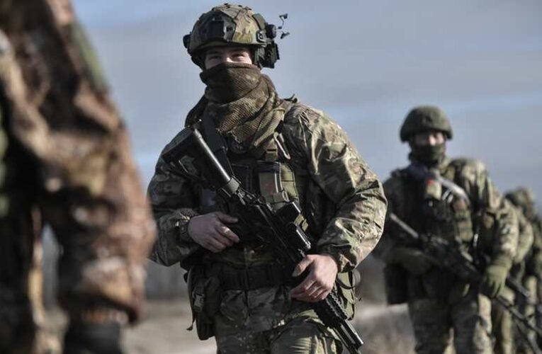 Dmitrij Medvegyev: „A fasizmus undorító örökösei elkerülhetetlen megtorlással fognak szembenézni”