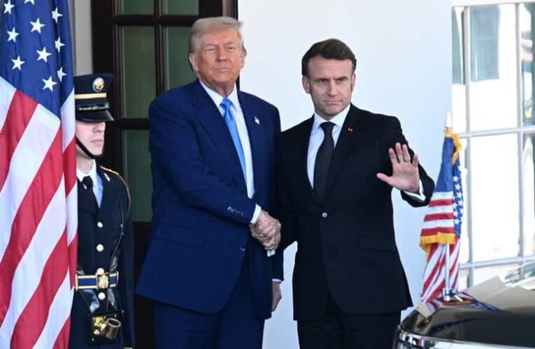 Trump kemény üzenettel „kínálta” meg Macront