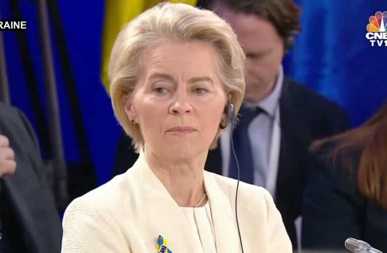 Zelenszkij ezzel sokkolta von der Leyent