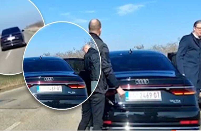 Kiemelt képen_ Vucsics szerb elnök sértetlenül száll ki a balesetet szenvedett autóból / Fotó: Informator