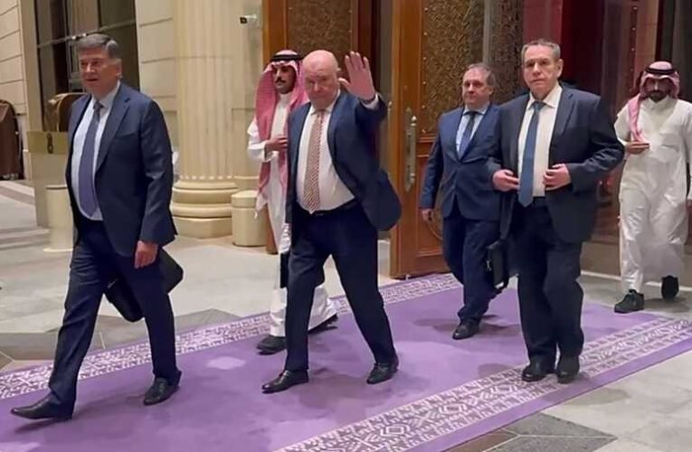 Véget értek az orosz-amerikai tárgyalások Szaúd-Arábiában