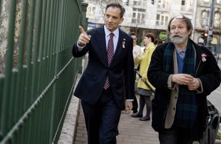 Megváltozott a hangnem Pressman után: az 1848-as forradalom előtt tiszteleg az amerikai ügyvivő