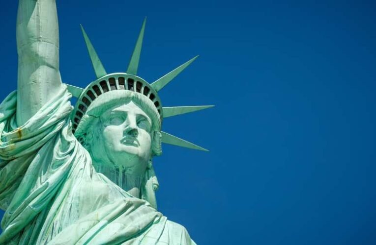 Ennyi hülyét hogy termelhet ki az EP? – hoci vissza a Szabadság-szobrot!