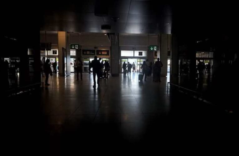 Példátlan áramszünet sújtja egész Spanyolországot és Portugáliát