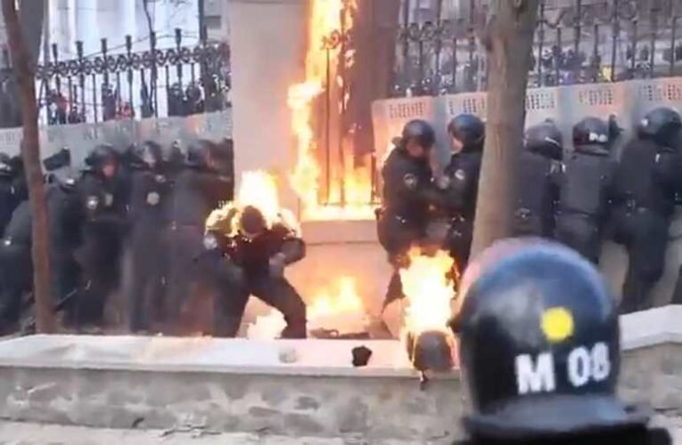 Levédia Krónikása: Bitangok! Ezt akarjátok?! – Kijevben is így kezdődött…