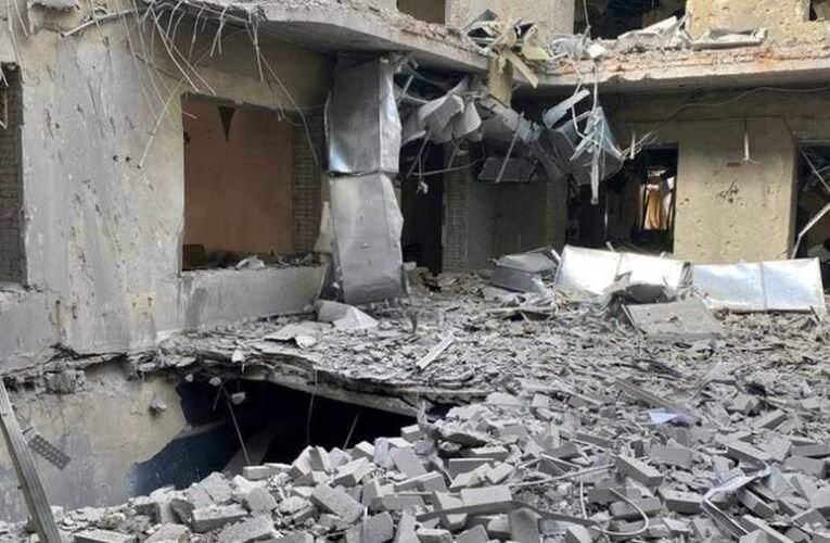 Orosz légicsapás Szumiban több halottal és sebesülttel – írják világszerte