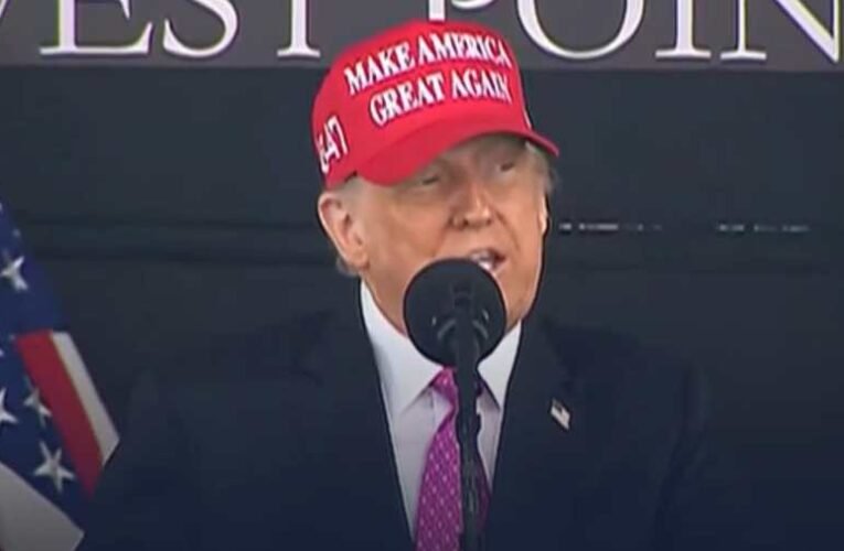 Trump is kezd megőrülni? – „Oroszország ellopta a hiperszonikus rakétáinkat”