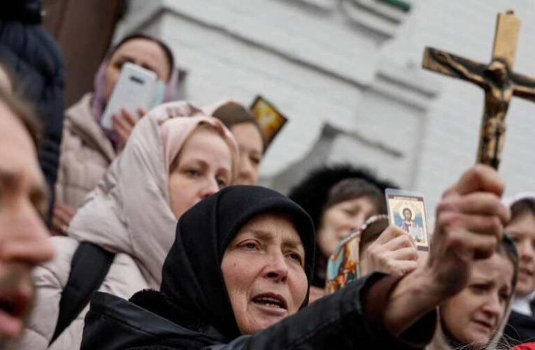 Keresztényüldözés Ukrajnában, avagy így lett az orosz offenzívából keresztes hadjárat