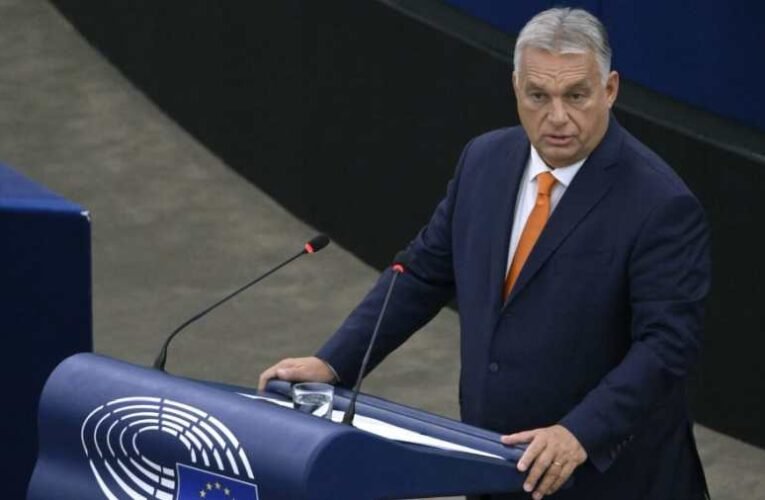 Orbán Viktor: Aki uniós hitelt kér az unokái kárára, az most beállhat a brüsszeli kórusba