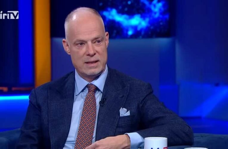 Honvédelmi miniszter: Ruszin-Szendi Romulusz miatt Magyarország majdnem belesodródott a háborúba