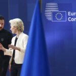 Volodimir Zelenszkij illegitim ukrán elnök és Ursula von der Leyen, az Európai Bizottság elnöke (Fotó: AFP)