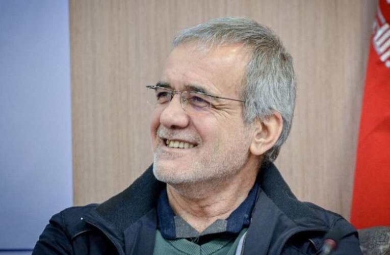 Iráni elnök: Amerikának le kell állítania Izraelt, ha tárgyalni akar Iránnal