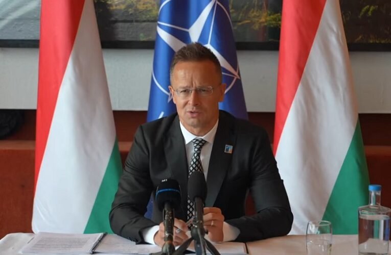 Szijjártó Péter: Három ukrán katonai vezető szankciós listára helyezését kezdeményezte a magyar kormány