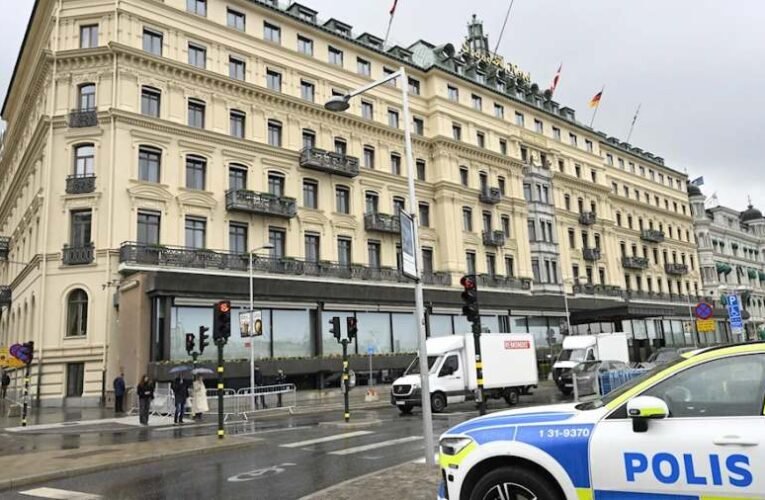 Földi László: Bilderberg-összeesküvők teljes fedésben