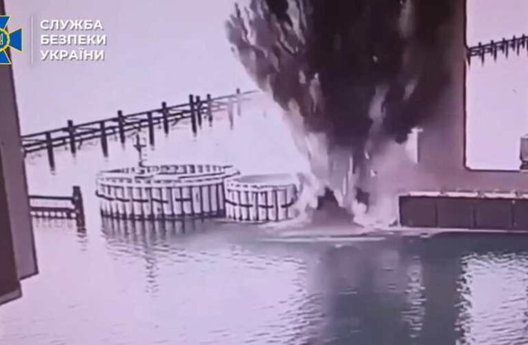 Az ukránok megtámadták a krími hidat