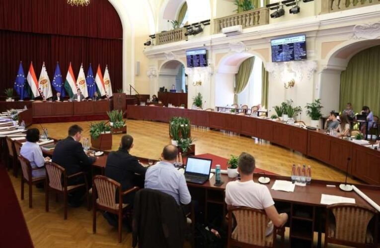 Ha ma nem alkot költségvetést a főváros, akkor holnap csődbe megy