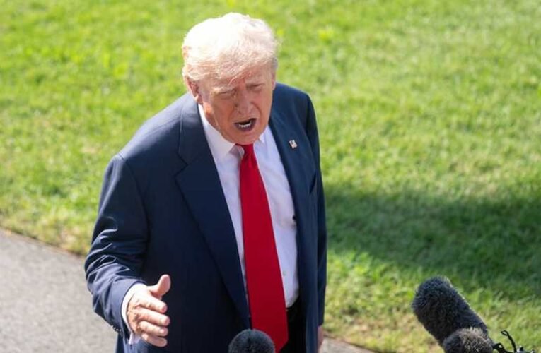 Trump bejelentette, hogy lerövidíti a Putyinnak adott 50 napos ultimátumát