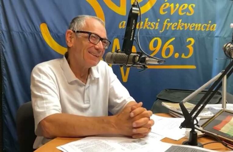 Börtönkenyérből dobókocka – a Paks FM vendége volt dr. Téglásy Imre filmrendező